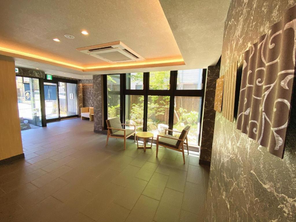 Hotel Rinn Station West 3*